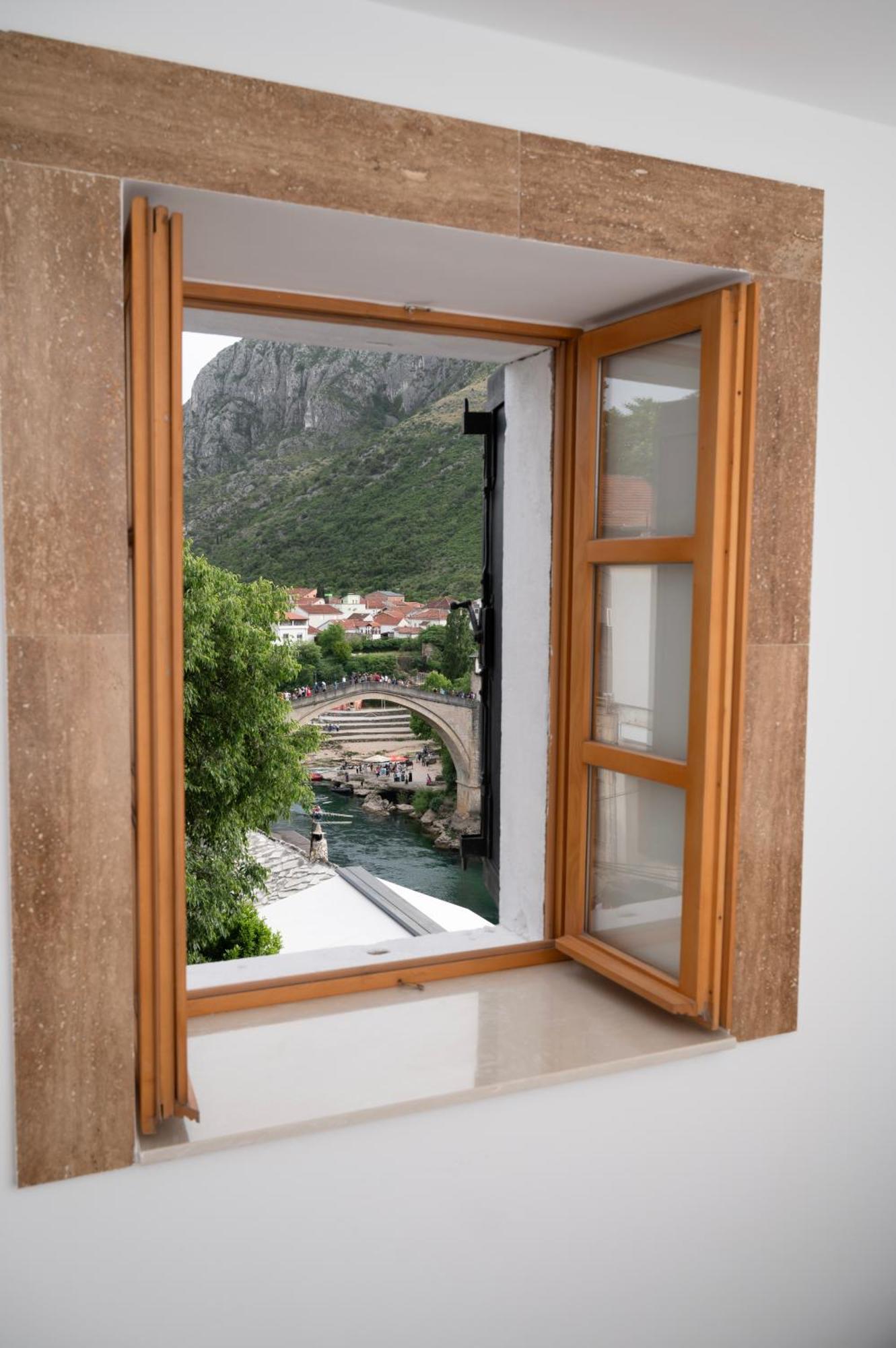 Sunrise Apartments - With Old Bridge View Mostar Esterno foto